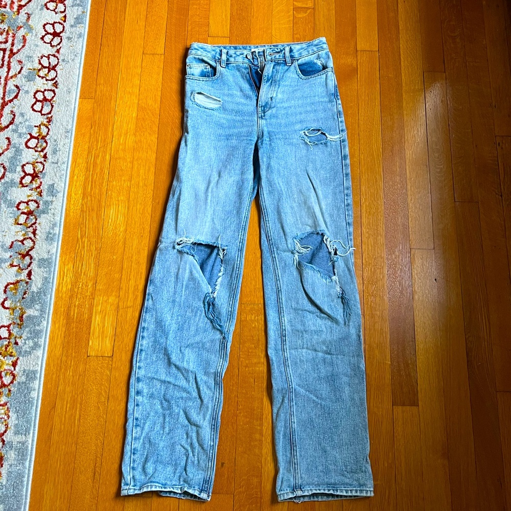Pacsun cute ripped 90s boyfriend jeans size 25